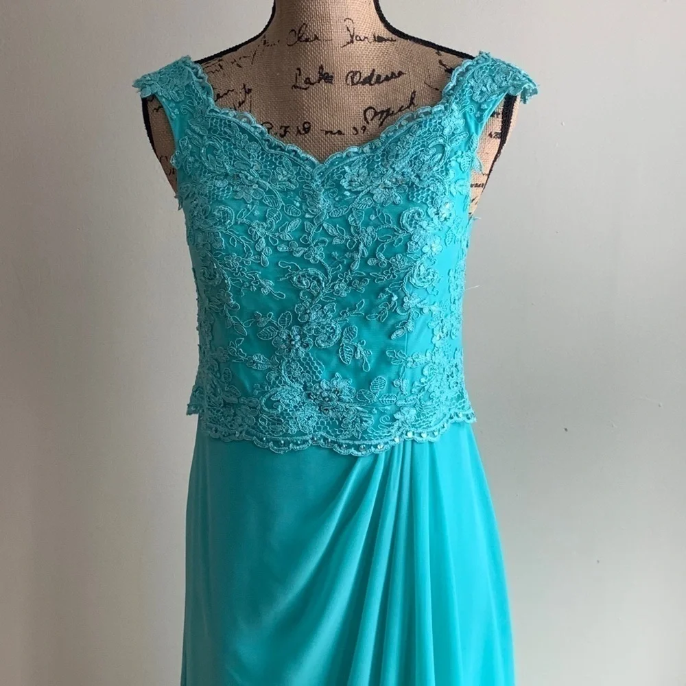 Azazi green embroidered dress size C